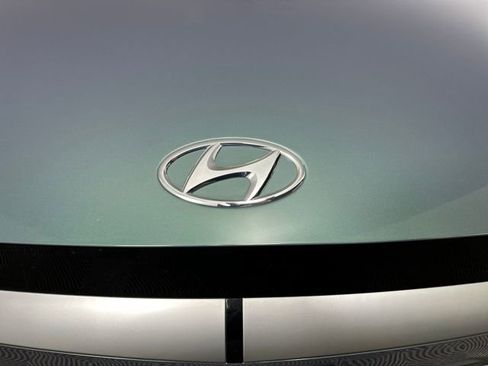 Used 2024 Hyundai Ioniq 5 SEL image 9