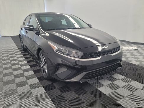Used 2022 Kia Forte LXS w/ LXS Technology Package FWD image 14