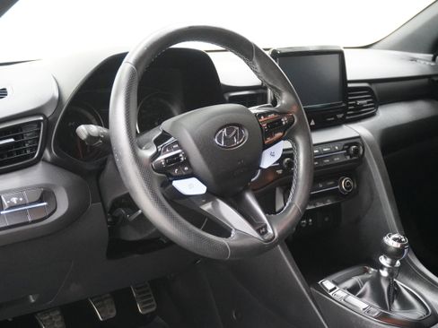 Used 2020 Hyundai Veloster N w/ Performance Package image 9