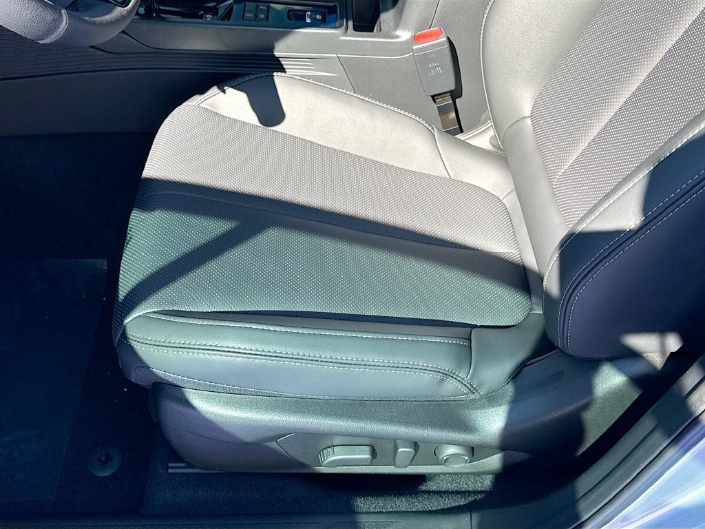 New 2026 Subaru Outback Limited AWD/4WD image 24