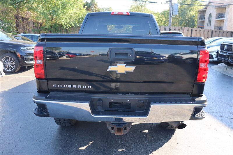 Used 2019 Chevrolet Silverado 2500 W/T w/ Snow Plow Prep Package AWD/4WD image 5