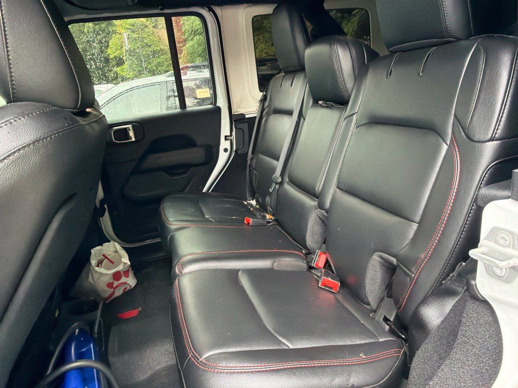 Used 2021 Jeep Wrangler Unlimited Rubicon AWD/4WD image 13