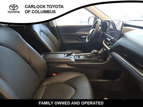 Used 2024 Toyota Grand Highlander AWD image 20