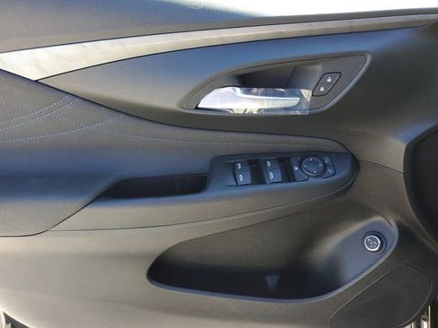 New 2026 Buick Envista Sport Touring w/ Convenience I Package FWD image 16