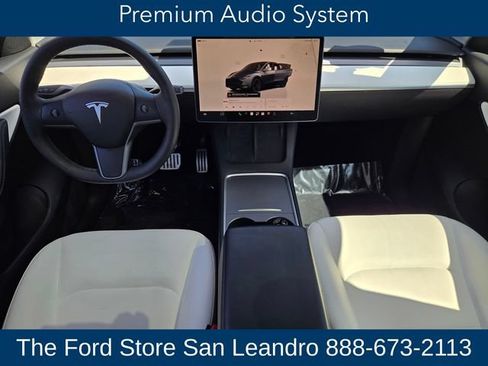 Used 2022 Tesla Model Y Performance AWD/4WD image 17
