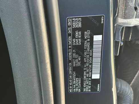 Used 2024 Volvo XC60 B5 Core AWD/4WD image 41