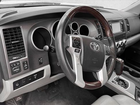 Used 2016 Toyota Sequoia Platinum image 13