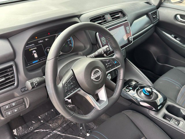 Used 2025 Nissan Leaf SV Plus FWD image 19