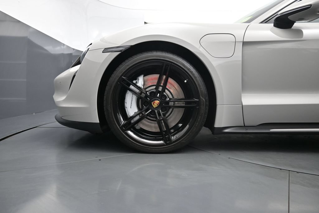 Certified 2023 Porsche Taycan RWD image 8