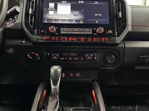 Used 2025 Nissan Frontier PRO-4X w/ Tow Package AWD/4WD image 24