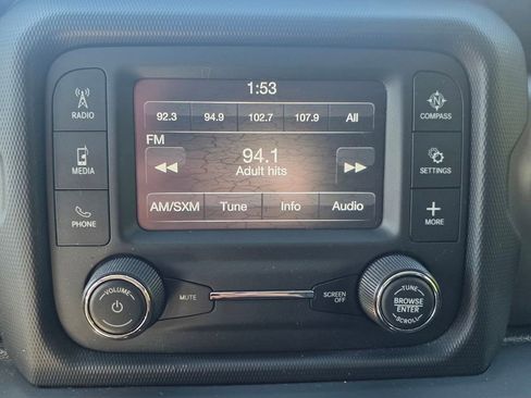 Used 2018 Jeep Wrangler Unlimited Sport image 20