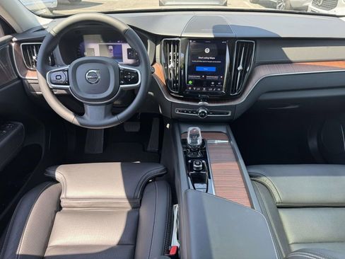 Used 2023 Volvo XC60 B5 Ultimate w/ Climate Package AWD/4WD image 14