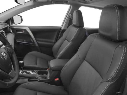 Used 2018 Toyota RAV4 Limited w/ Advanced Technology Package AWD/4WD image 7