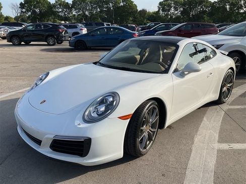 Used 2017 Porsche 911 Carrera image 1