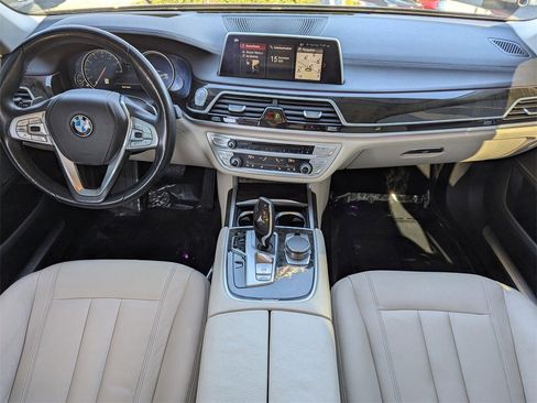 Used 2018 BMW 740i 740i image 6