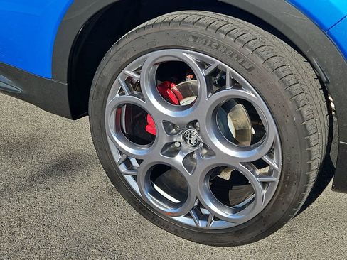 Used 2024 Alfa Romeo Tonale Veloce image 14