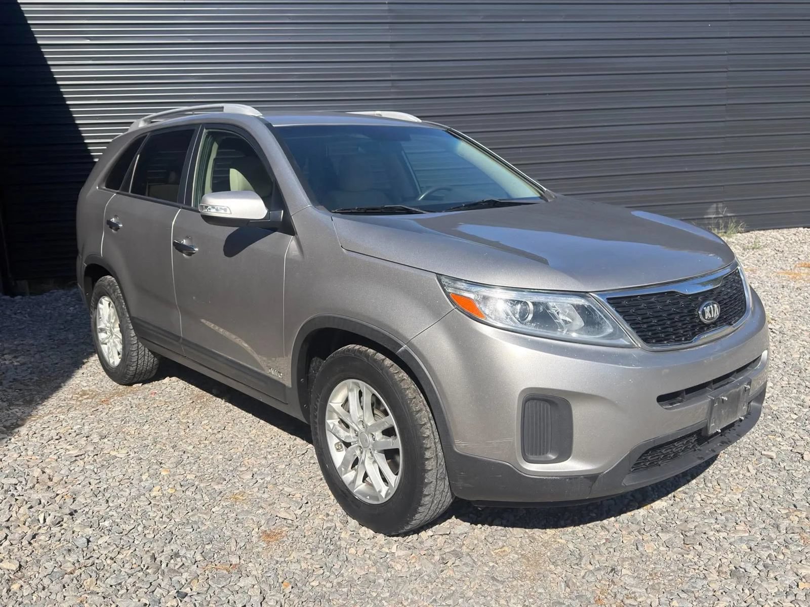Used 2014 Kia Sorento LX AWD/4WD image 3