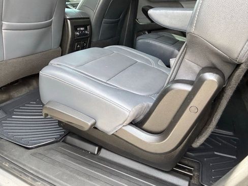 Used 2018 Chevrolet Traverse LT AWD/4WD image 21