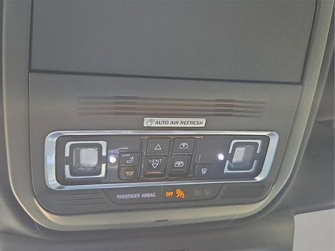 New 2025 Lincoln Navigator Reserve w/ Jet Appearance Package image 16