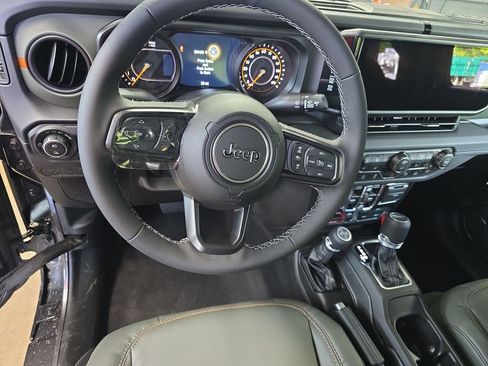New 2026 Jeep Gladiator Mojave AWD/4WD image 16