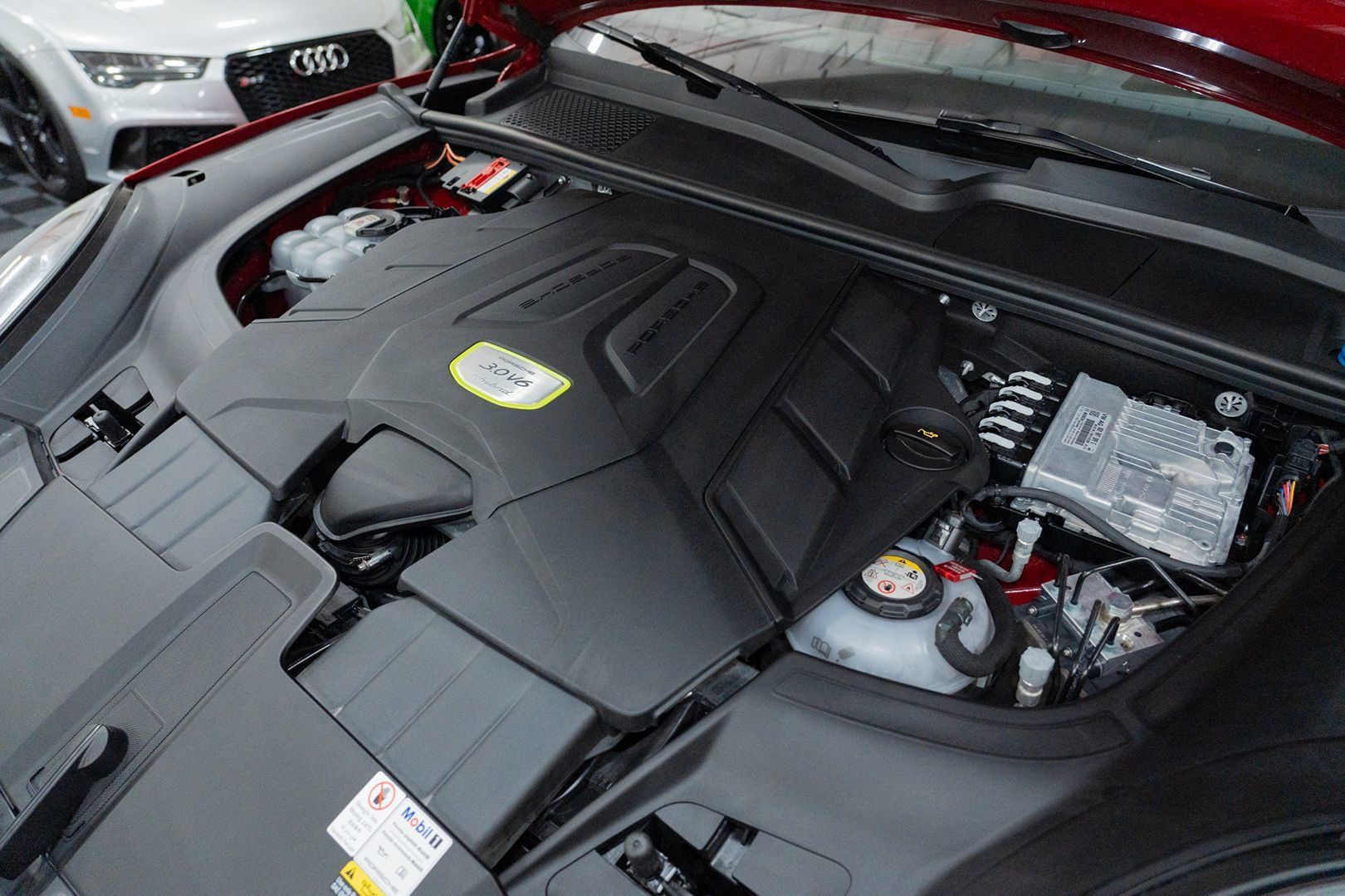 Used 2022 Porsche Cayenne E-Hybrid AWD/4WD image 54