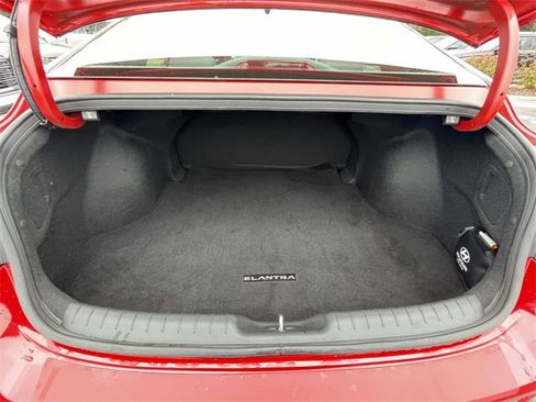 Certified 2023 Hyundai Elantra SEL image 8