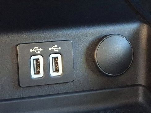 Certified 2019 Ford Fusion SE image 24