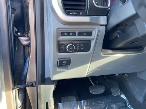 Used 2021 Ford F150 XLT w/ Equipment Group 302A High image 9