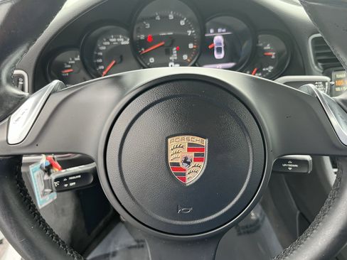 Used 2015 Porsche 911 Carrera image 18