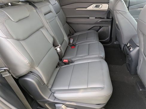 New 2026 Ford Explorer Active w/ Active Comfort Package image 20