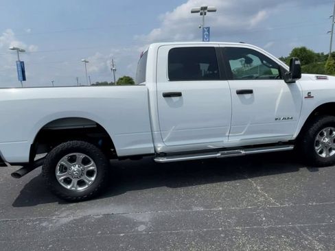 Used 2024 RAM 2500 Big Horn w/ Off Road Package AWD/4WD image 9