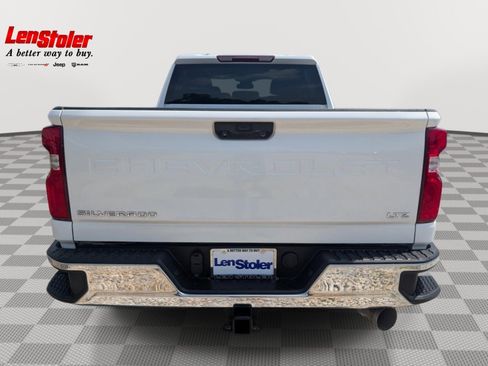 Used 2024 Chevrolet Silverado 2500 LTZ AWD/4WD image 4
