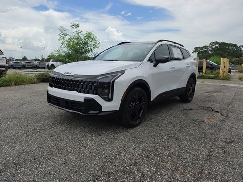 New 2026 Kia Sportage X-Line w/ X-Line Premium Package AWD/4WD image 4