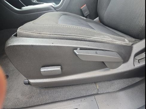 Used 2019 Chevrolet Colorado LT AWD/4WD image 22