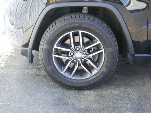 Used 2021 Jeep Grand Cherokee Limited w/ Premium Lighting Group AWD/4WD image 6