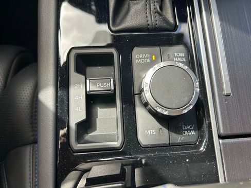 Used 2024 Toyota Tundra Platinum w/ TRD Off-Road Package image 28