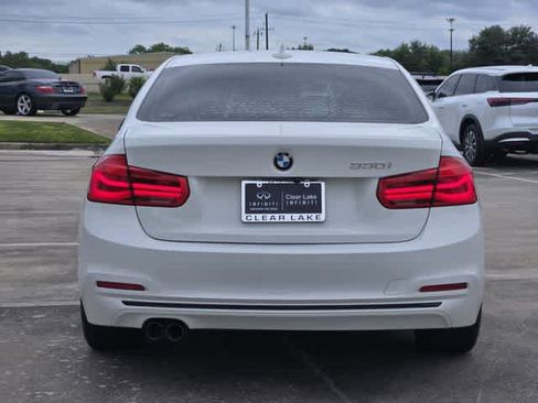 Used 2018 BMW 330i Sedan RWD image 5