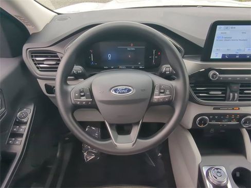 New 2026 Ford Escape Active image 17