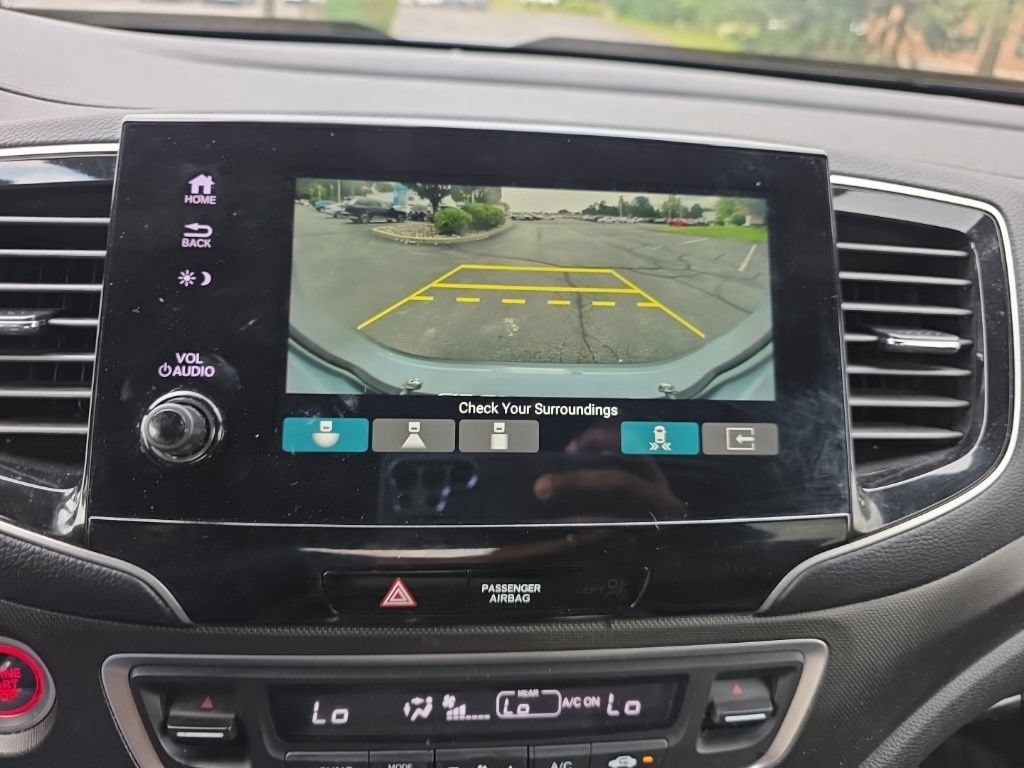 Used 2024 Honda Passport TrailSport image 19