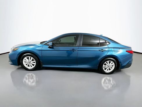 Used 2026 Toyota Camry LE FWD image 8