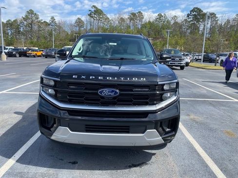 New 2026 Ford Expedition Max Platinum w/ Platinum Ultimate Package image 2