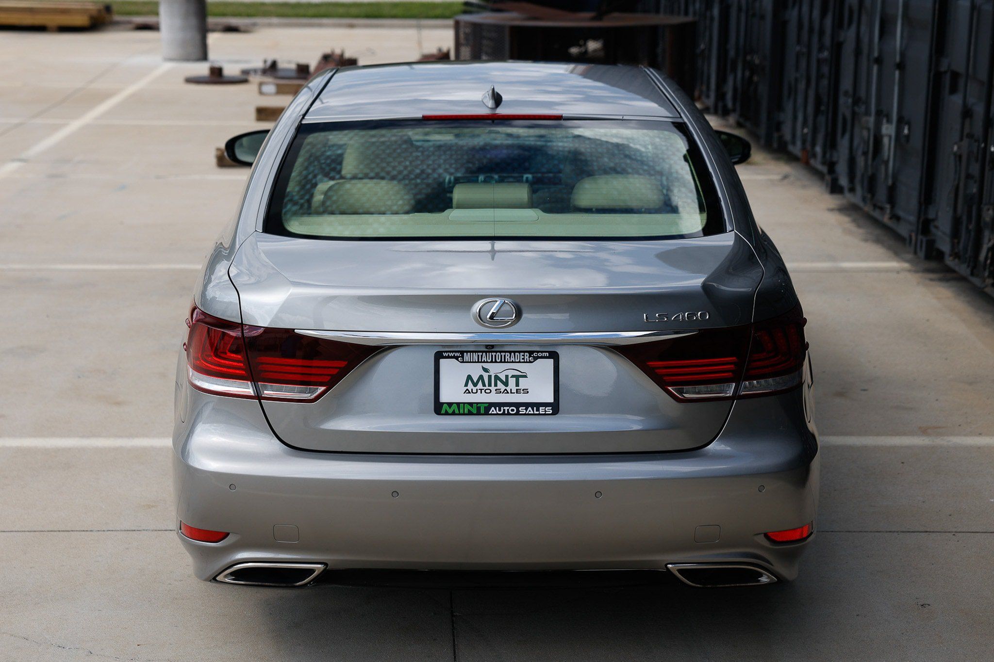 Used 2016 Lexus LS 460 w/ Comfort Package RWD image 12