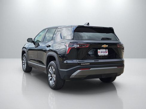 Used 2025 Chevrolet Equinox LT FWD image 7