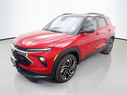 New 2026 Chevrolet TrailBlazer RS w/ Convenience Package AWD/4WD image 3