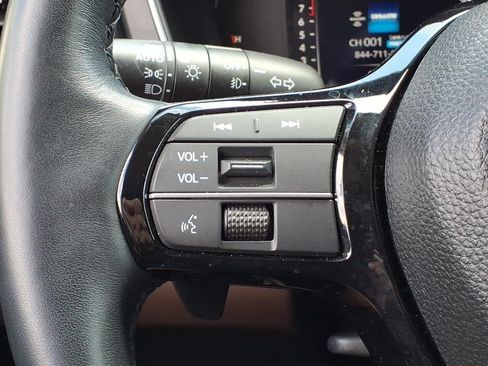 Used 2025 Honda Pilot Elite image 28