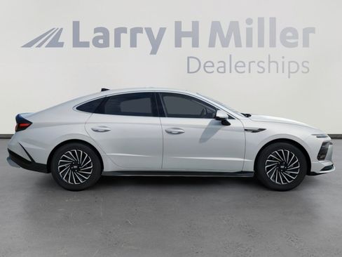 New 2026 Hyundai Sonata Limited FWD image 7