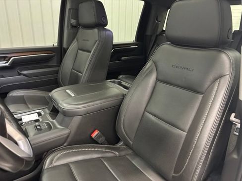 Used 2024 GMC Sierra 3500 Denali w/ Denali Reserve Package AWD/4WD image 21
