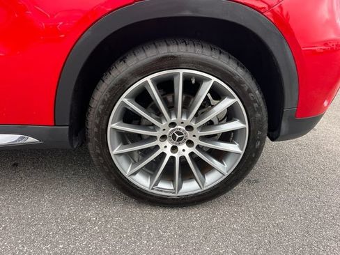 Used 2019 Mercedes-Benz GLA 250 4MATIC image 36