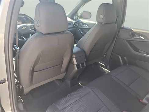 New 2026 Chevrolet Equinox LT image 11