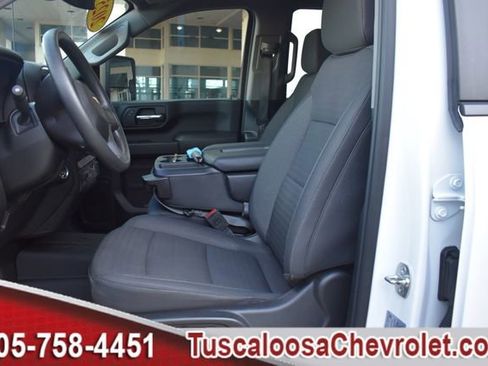 Certified 2025 Chevrolet Silverado 2500 Custom w/ Custom Convenience Package image 18
